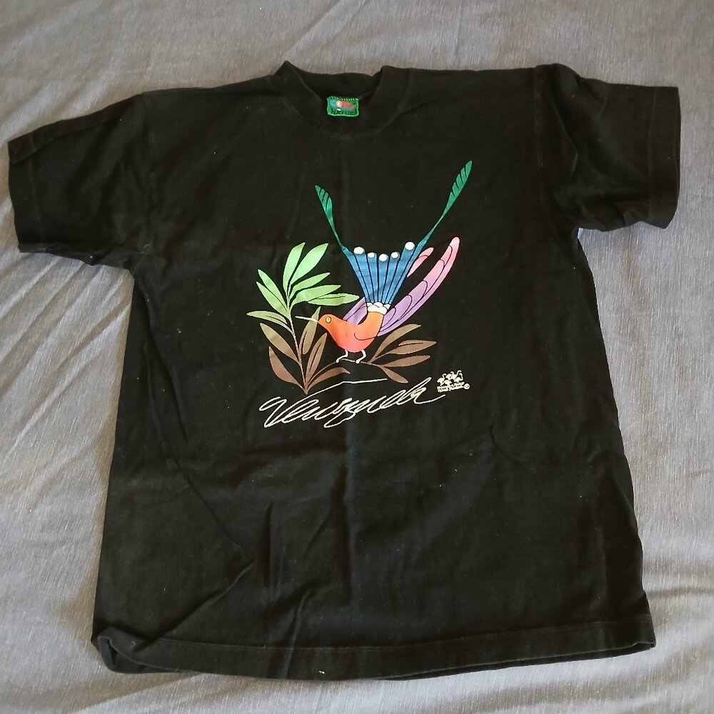 Natura Women Tee Shirt bird design Venezuela inscription size L